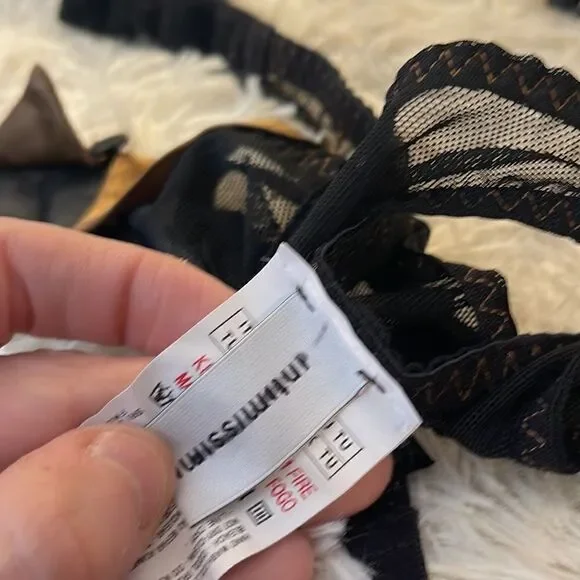 Intimissimi Garter NWOT - Picture 3 of 7